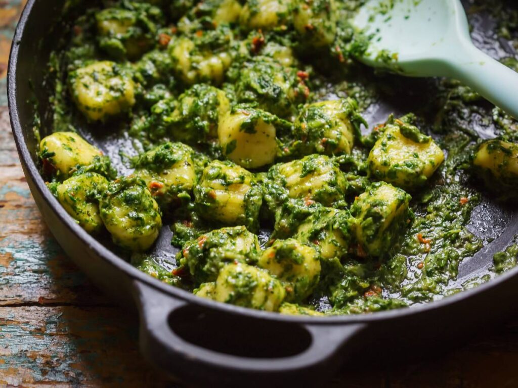 Jak ugotować włoskie gnocchi di ricotta ze szpinakiem? 2 Interesująca propozycja podania gnocchi