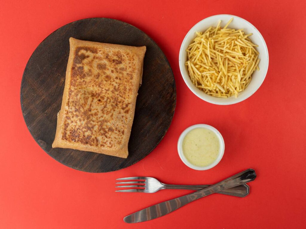 Jak zrobić sos beszamelowy, czyli klasyczną białą bazę do zapiekanek i lasagne? 3 Interesująca propozycja podania sosu beszamelowego