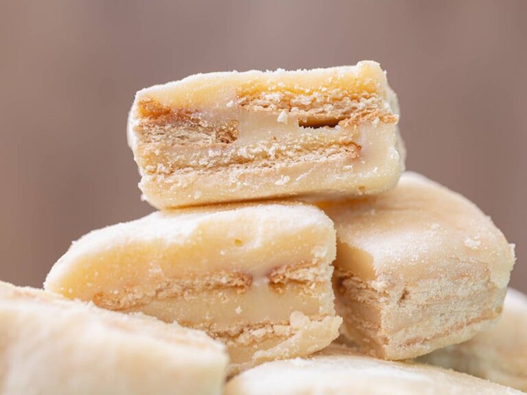 Ciastka z mleka w proszku. Obrazek w artykule Znasz ten przepis na ciastka z mleka w proszku? Zrób pyszne ciastka do kawy!