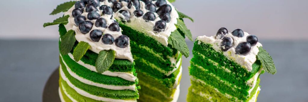 Przepis na pyszne ciasto z serkiem mascarpone. Odkryj, jak zrobić pyszne i efektowne ciasto 2 Zielony tort. Obrazek w artykule Przepis na pyszne ciasto z serkiem mascarpone. Odkryj, jak zrobić pyszne i efektowne ciasto