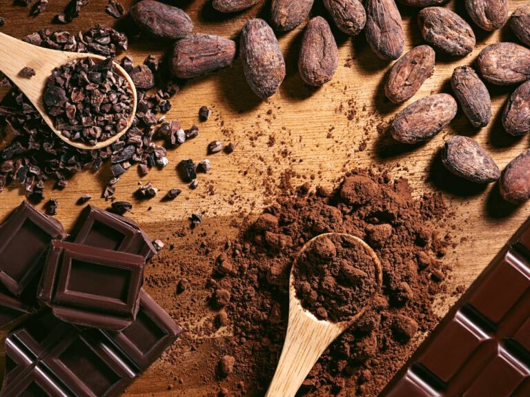 Czekolada. Obrazek w artykule Czekolada z mleka w proszku, która zawsze wychodzi. Odkryj smakowity przepis krok po kroku!