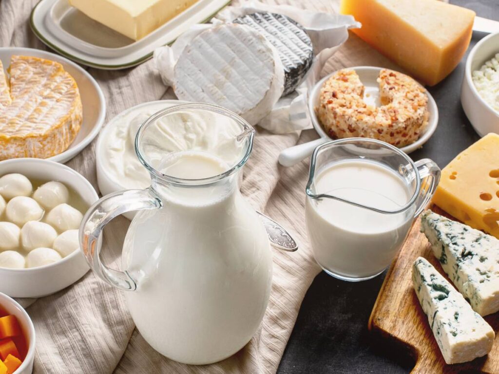 Dieta 10 dniowa - kefir, ser, jajka. Czy ta dieta działa? 8 Produkty nabiałowe. Obrazek w artykule Dieta 10 dniowa - kefir, ser, jajka. Czy ta dieta działa?