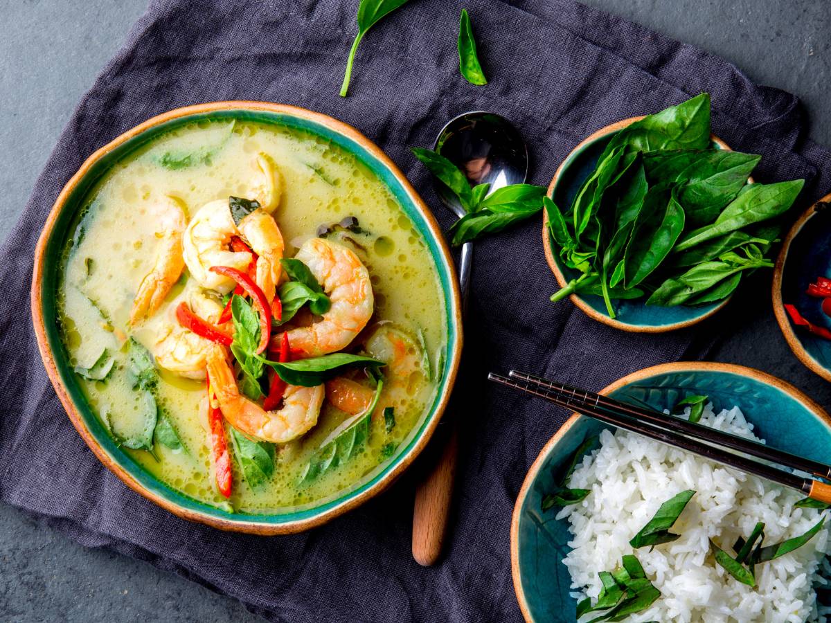 3 inspiracje na to, co zrobić z mleka kokosowego. Super przepisy na szybkie dania 1 Curry z mleka kokosowego. Obrazek w artykule 3 inspiracje na to, co zrobić z mleka kokosowego. Super przepisy na szybkie dania