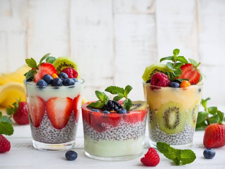 Trzy wersje deseru z mlekiem kokosowym. Obrazek w artykule Specjalnie dla Ciebie: 3 zdrowe przepisy z mlekiem kokosowym. Poznaj pyszne i proste dania