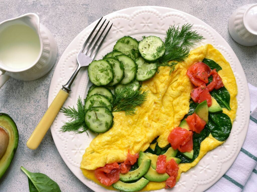 Kompletny przewodnik, jak krok po kroku przygotować omlet na śniadanie 7 Omlet z warzywami. Obrazek w artykule Kompletny przewodnik, jak krok po kroku przygotować omlet na śniadanie