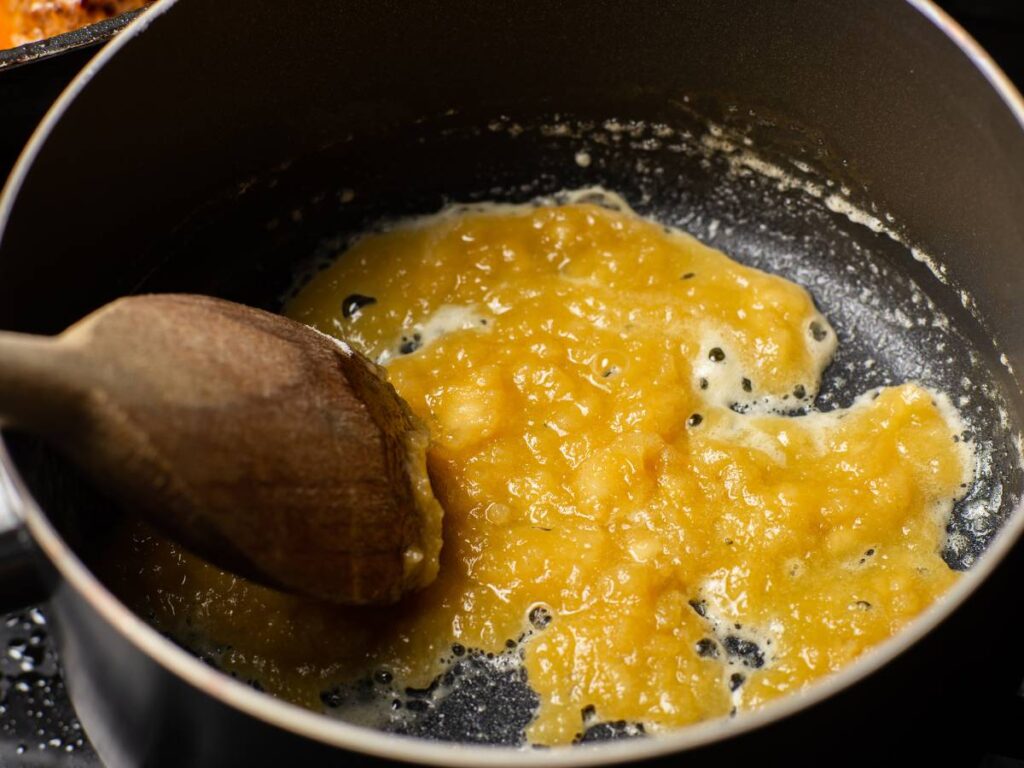 Jak zrobić sos beszamelowy, czyli klasyczną białą bazę do zapiekanek i lasagne? 7 Ciekawa propozycja podania sosu beszamelowego